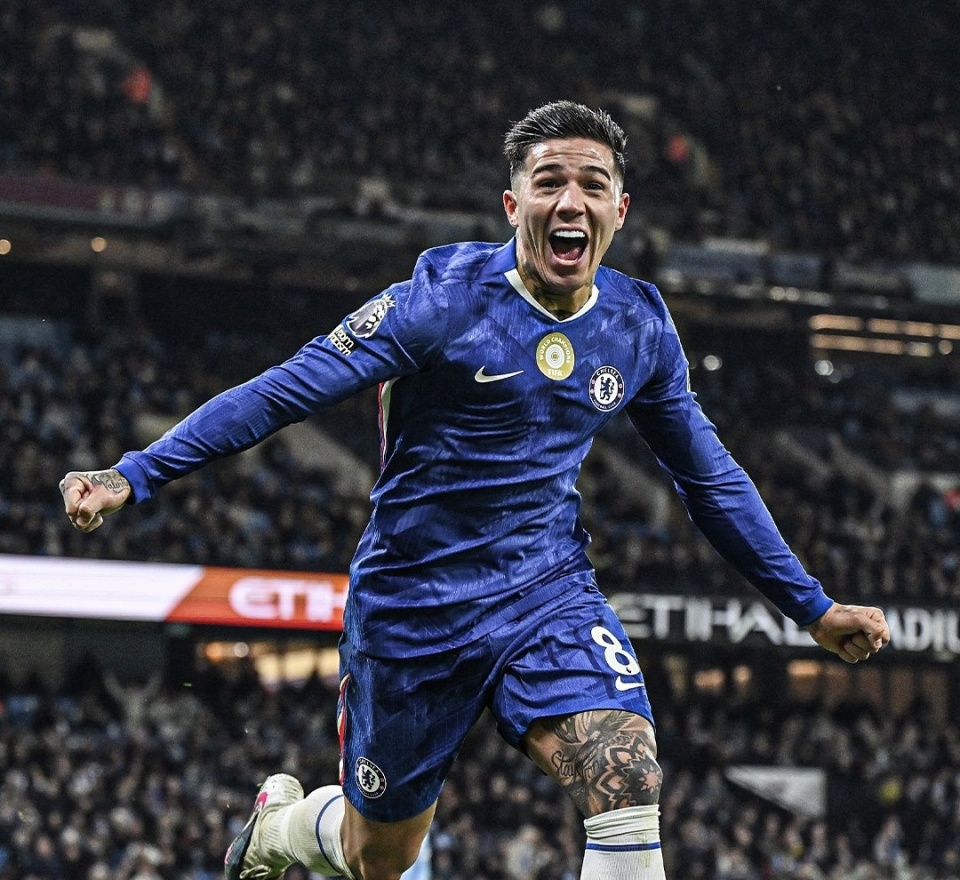 状态持续火热！本轮英超送助攻，福登最近3场比赛已造5球