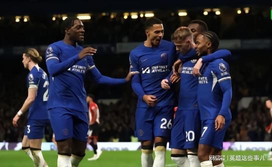 记者：乌尔赖希预计将在赛季结束后退役，留在拜仁任职