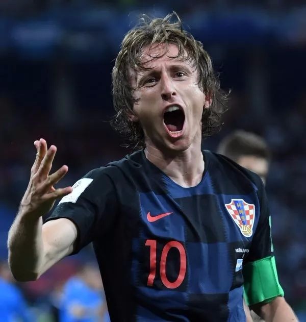 阿隆索：姆巴佩和C罗在感染力方面很像；我们应该培养居莱尔