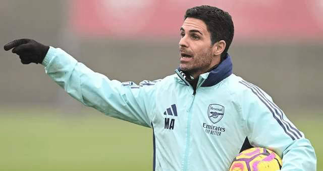 67岁意大利人神了：率罗马坐稳意甲榜首宝座,又率罗马胜欧联领头羊